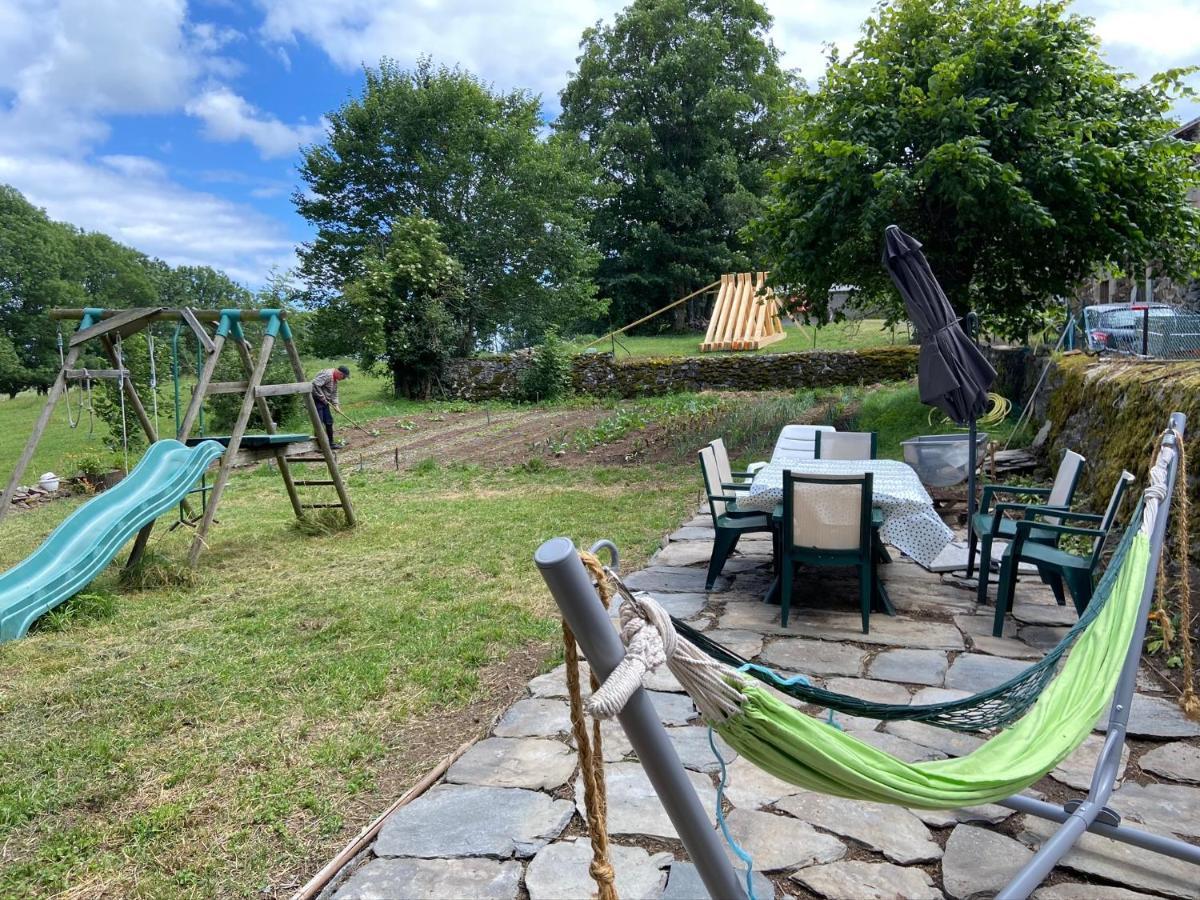 Maison De Famille Au Plateau Du Mezenc Les Vastres Exteriör bild
