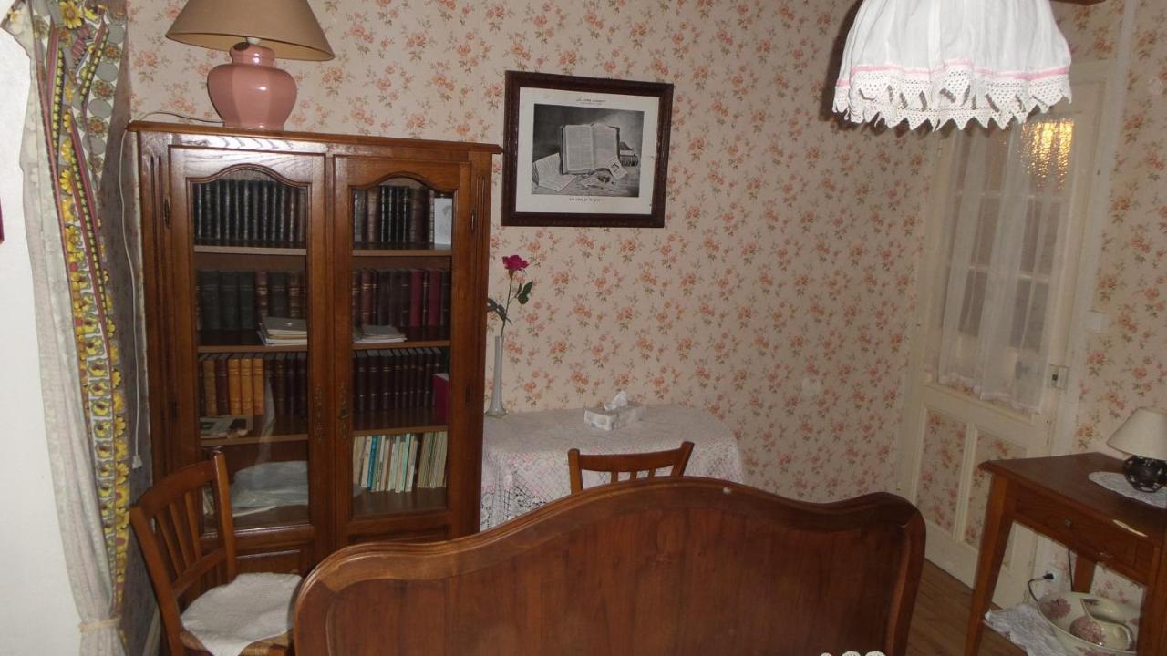 Maison De Famille Au Plateau Du Mezenc Les Vastres Exteriör bild